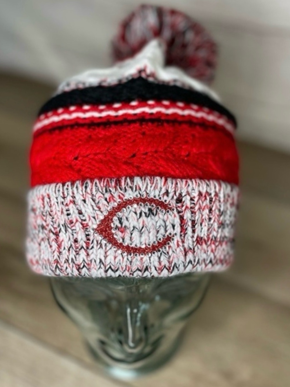 Cincinnati Reds Baseball Knit Pom Beanie